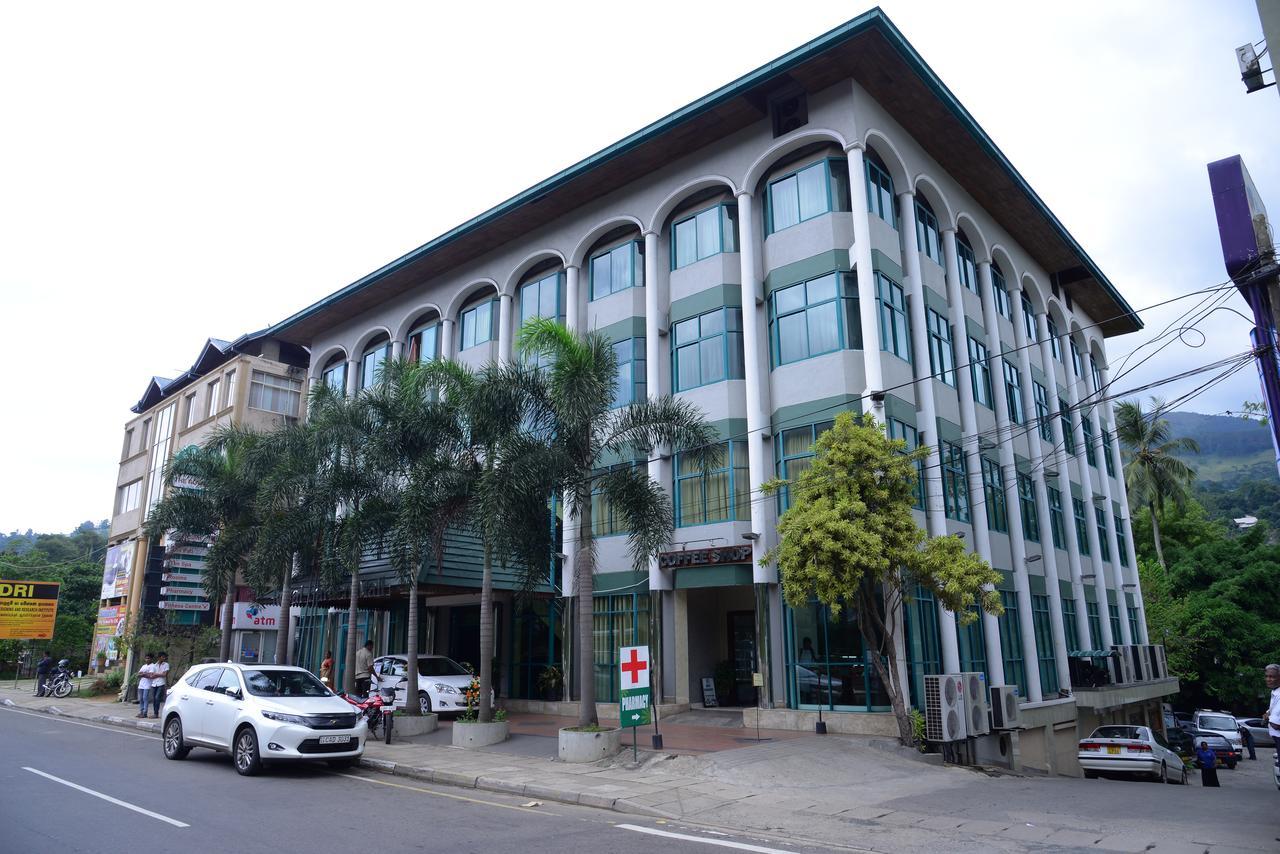 The Royal Mall Kandy Luaran gambar