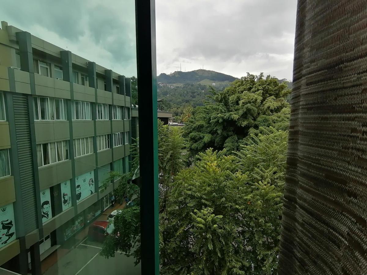 The Royal Mall Kandy Luaran gambar